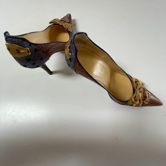 COLE HAAN ANGELIA HIGH PUMP size 9 - Picture 2 of 2